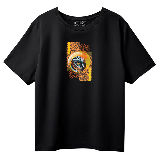 Predator’s Gaze Black Oversized T-Shirt for Men & Boys – Bold Tiger Eye Graphic Tee