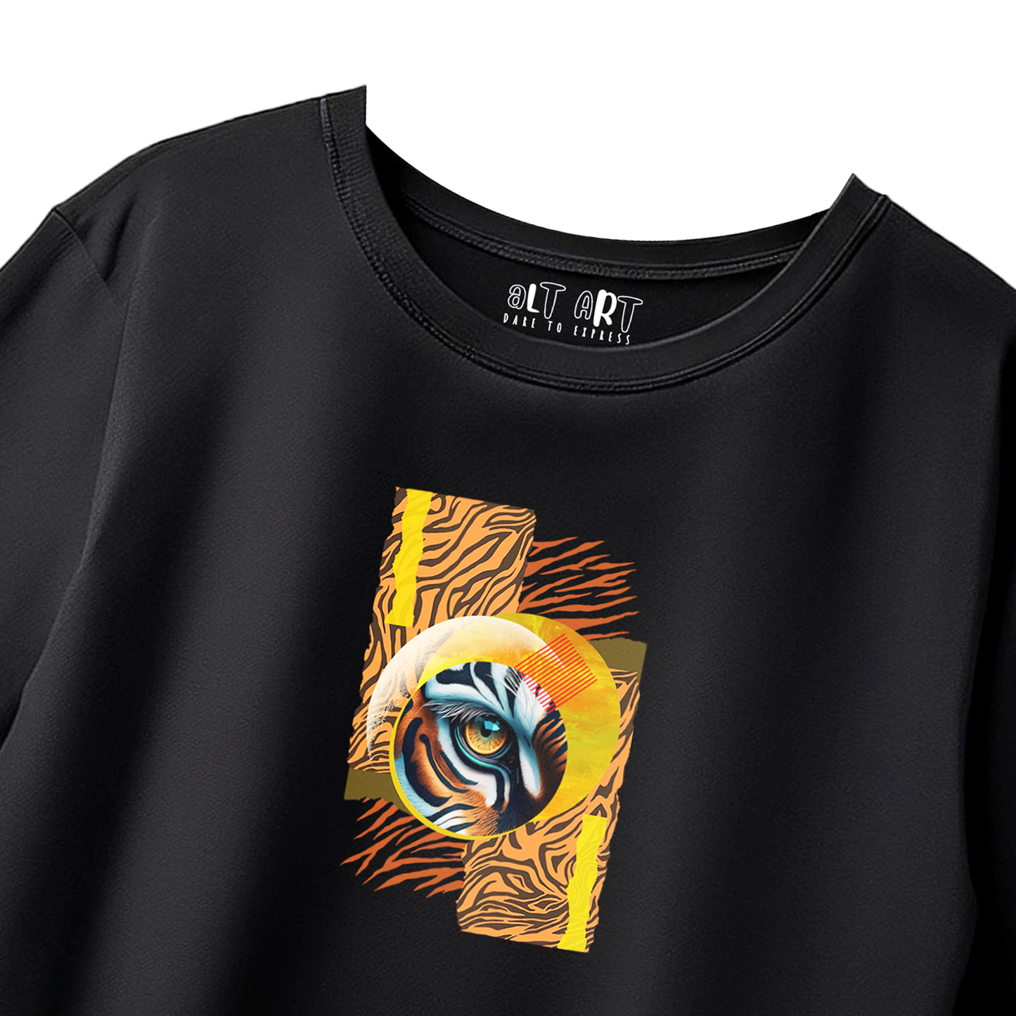 Predator’s Gaze Black Oversized T-Shirt for Men & Boys – Bold Tiger Eye Graphic Tee