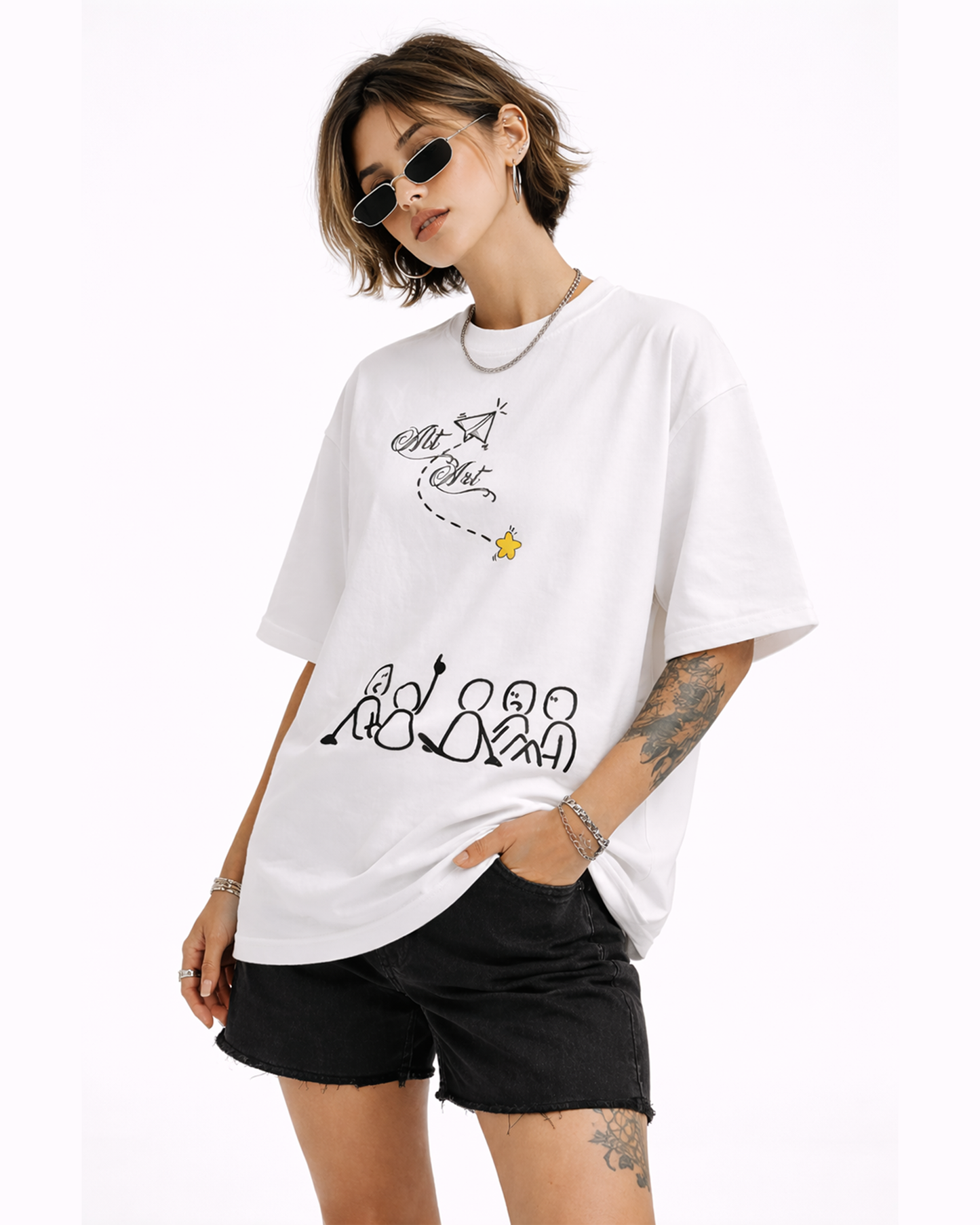 Minimal Doodle Graphic White Oversized T Shirt for Women | Aesthetic Oversized Tee