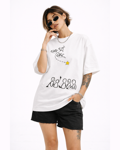 Minimal Doodle Graphic White Oversized T Shirt for Women | Aesthetic Oversized Tee